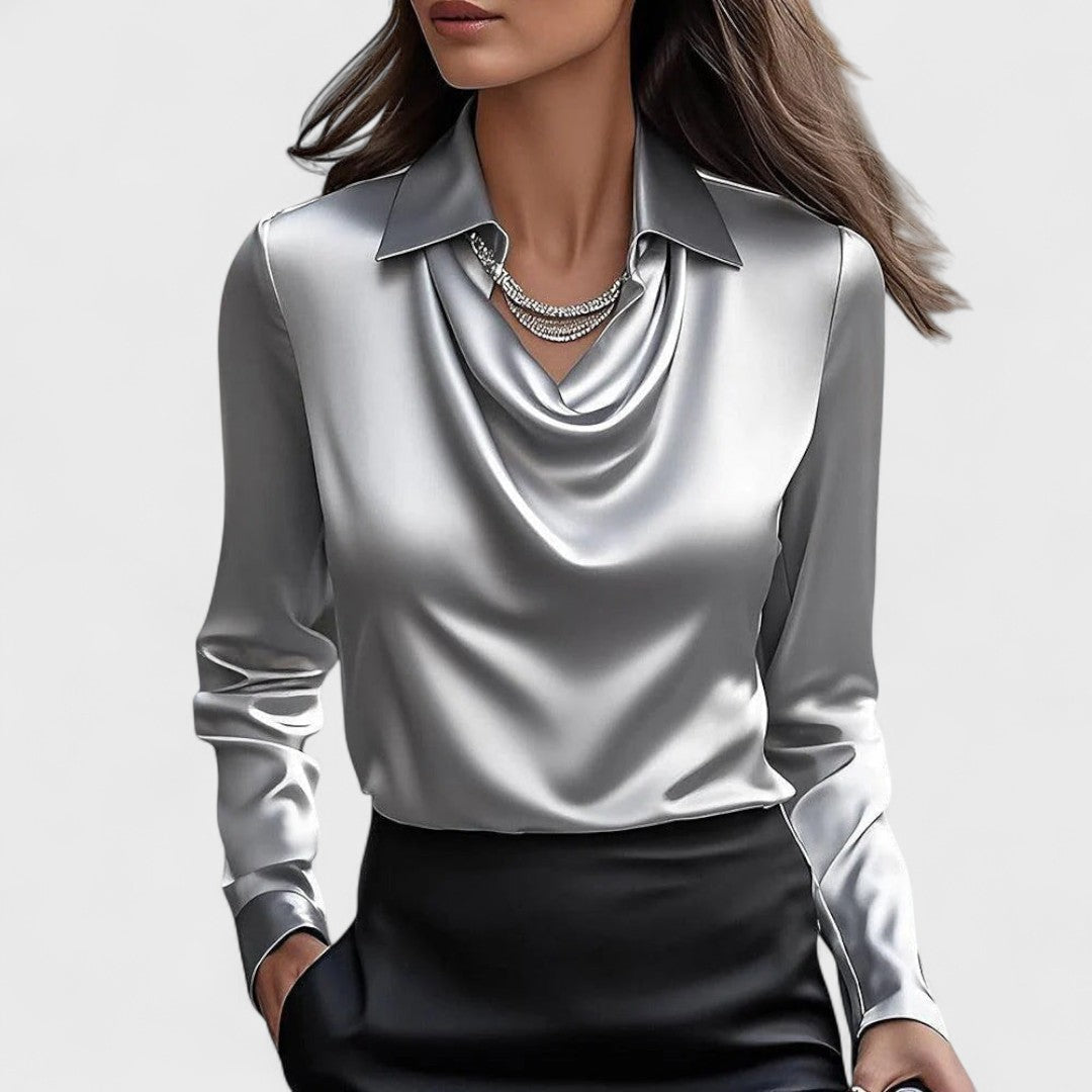 Helene | Bluse mit luxuriösem Glanz und Faltenkragen
