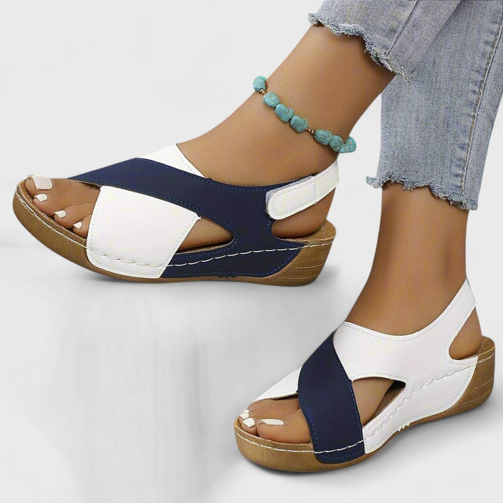 Hildegard | Handgefertigte Damensandalen