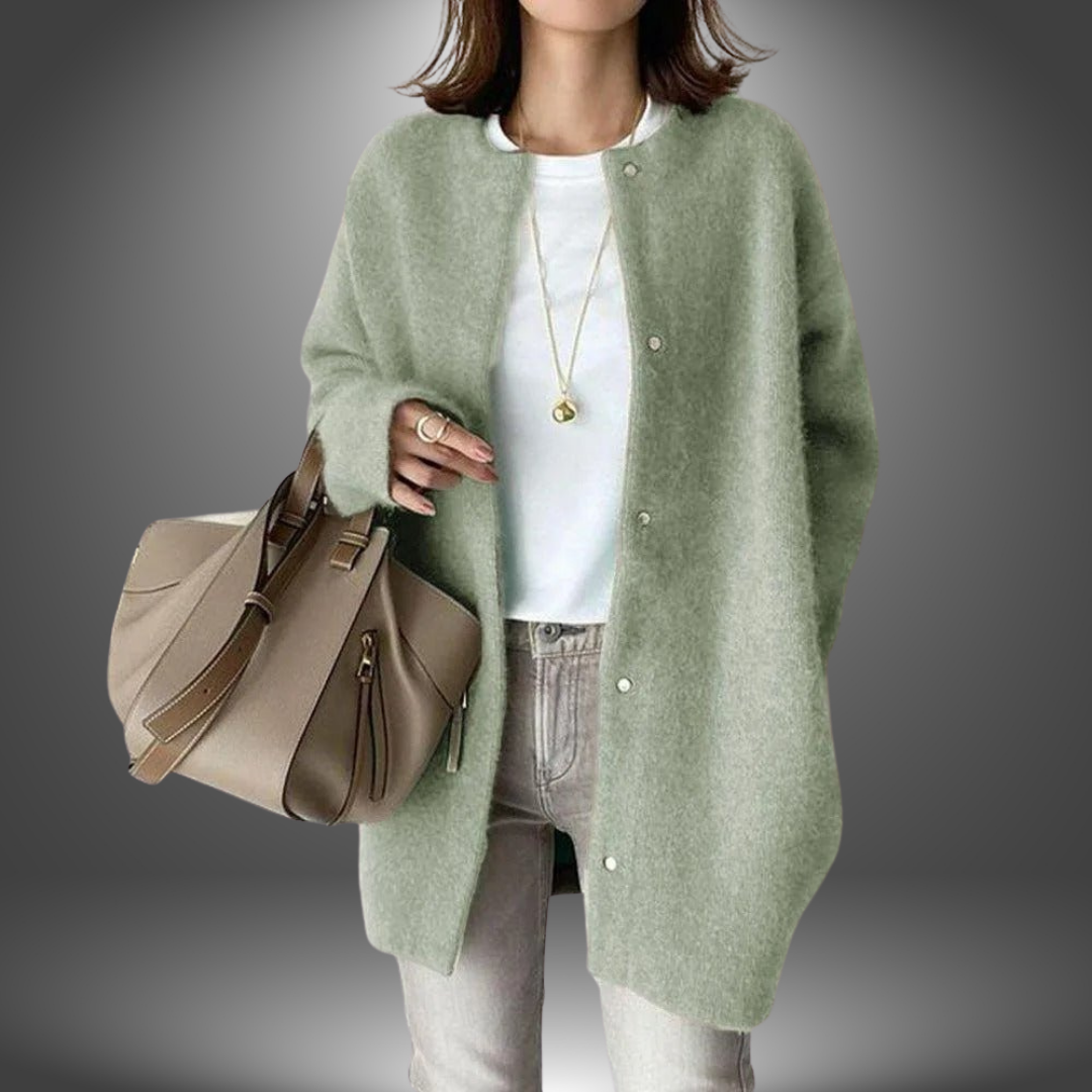 Victoria | Handgefertigter Cardigan mit Knöpfen