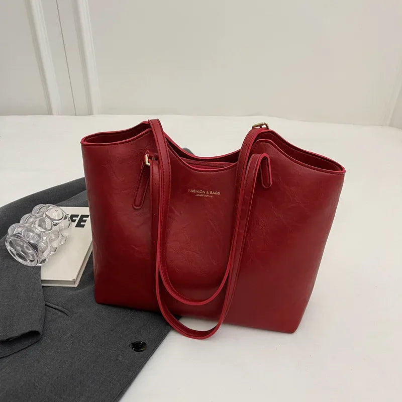 Olivia | Handgefertigte Lederhandtasche für jeden Anlass