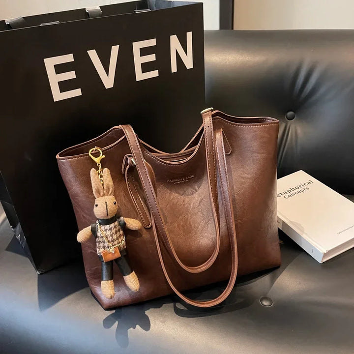 Olivia | Handgefertigte Lederhandtasche für jeden Anlass