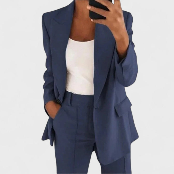 Leila | Elegantes Handgefertigtes Damenoutfit