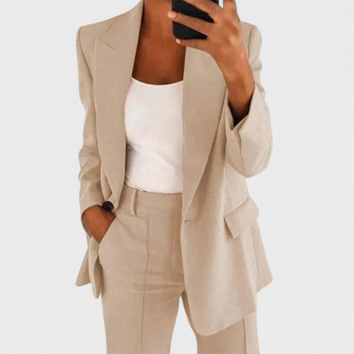 Leila | Elegantes Handgefertigtes Damenoutfit