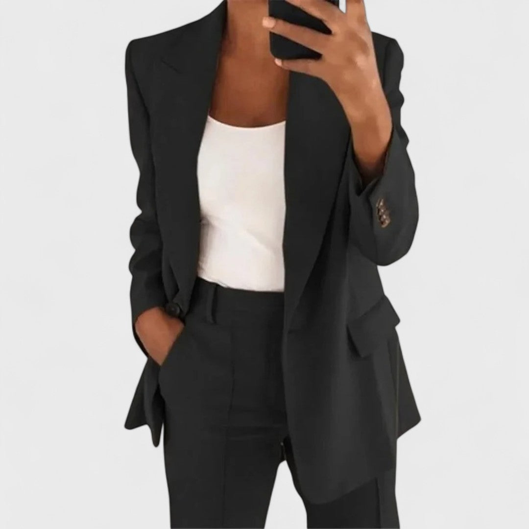 Leila | Elegantes Handgefertigtes Damenoutfit